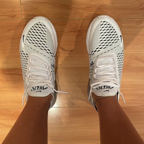 Nike AirMax 270 Size 8 - Picture 10 of 12